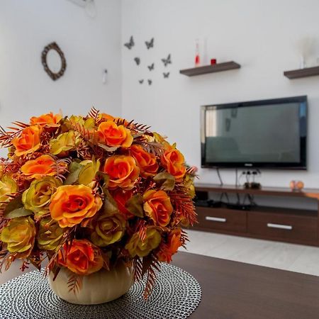 Apartman Mona Podgorica Bagian luar foto