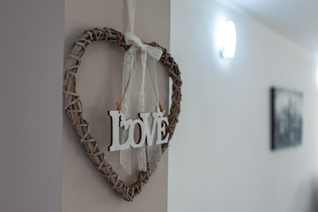 Apartman Mona Podgorica Bagian luar foto