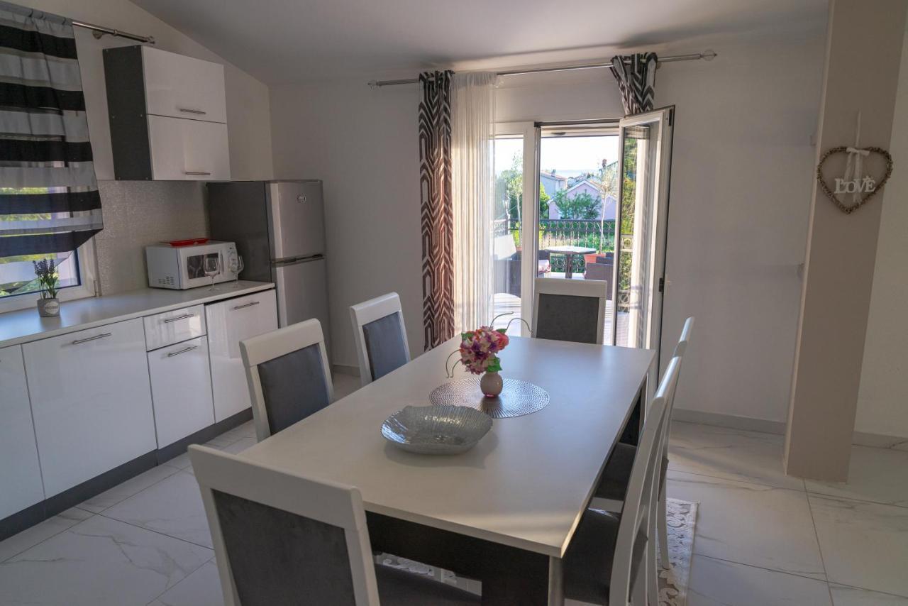 Apartman Mona Podgorica Bagian luar foto