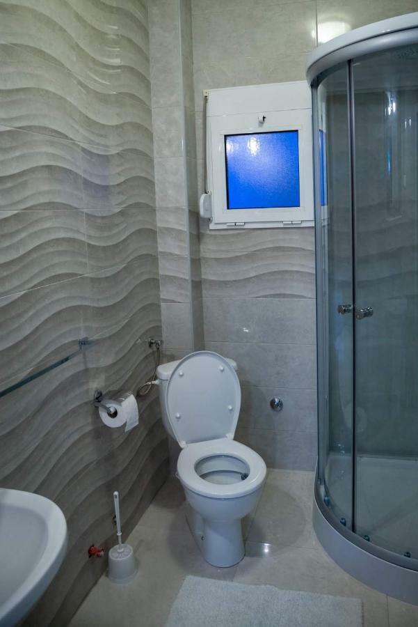 Apartman Mona Podgorica Bagian luar foto